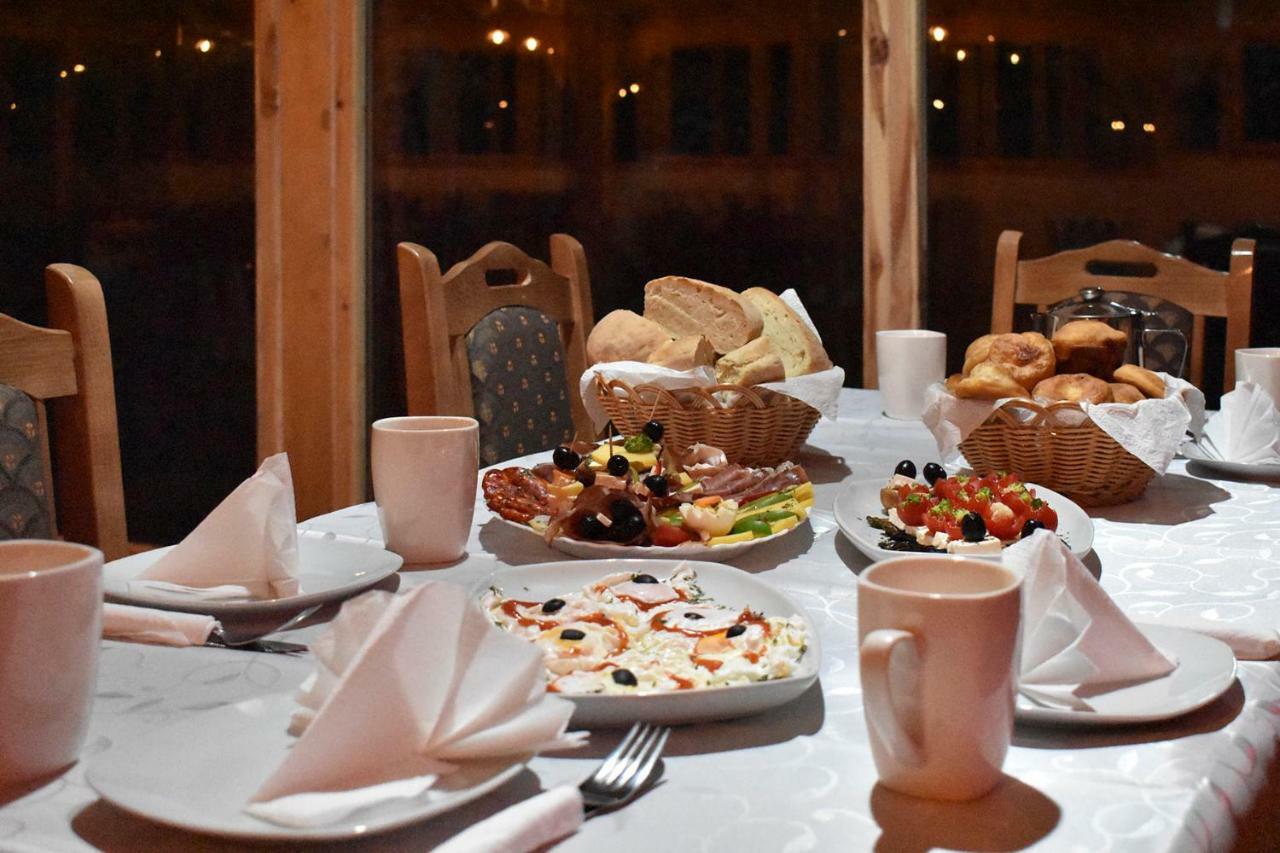 Tara Inn Resort Bastasi Eksteriør bilde