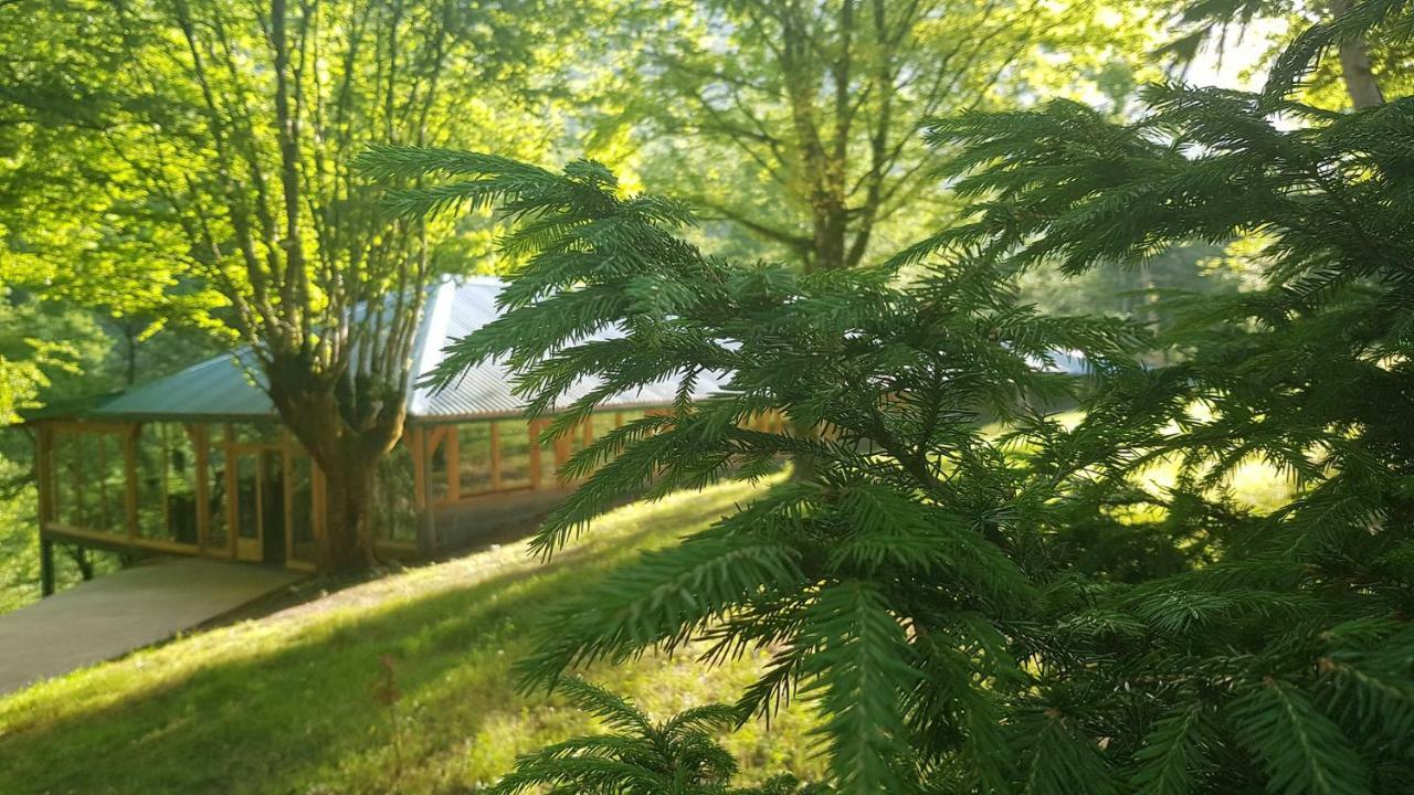 Tara Inn Resort Bastasi Eksteriør bilde